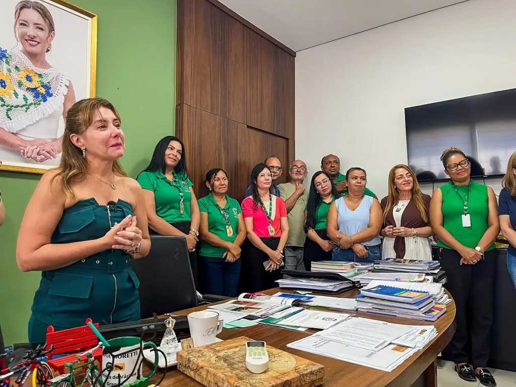flavia moretti servidores
