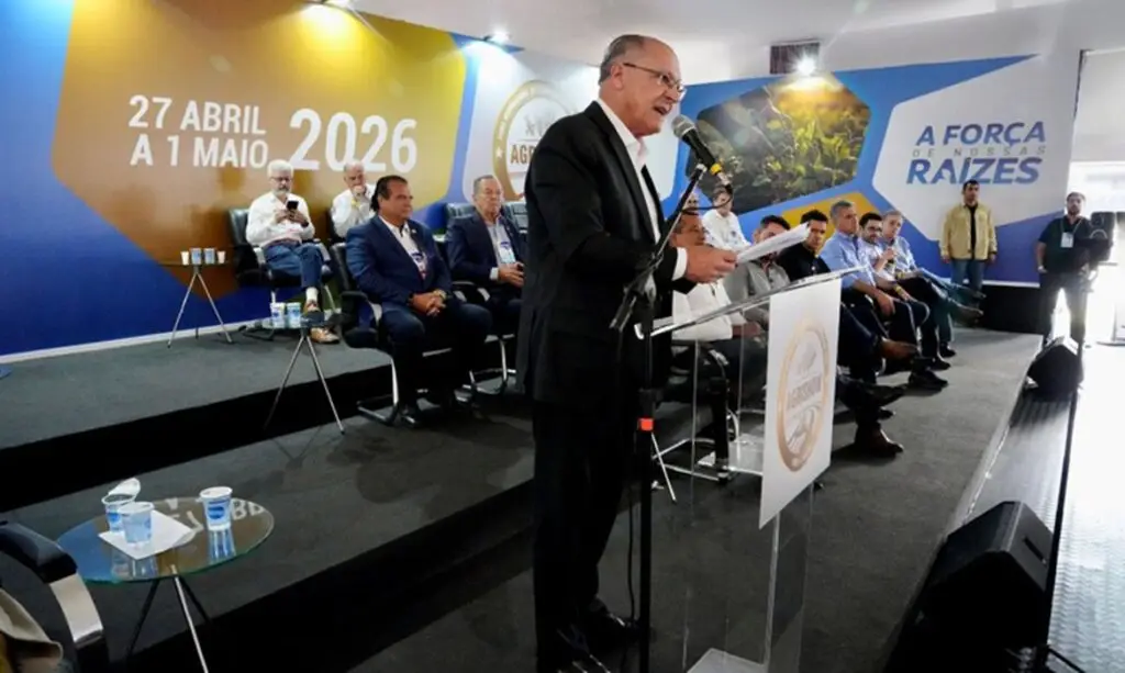 para-compra-de-caminhoes" target="_blank">MOVE Brasil lançado para renovação da frota de caminhões