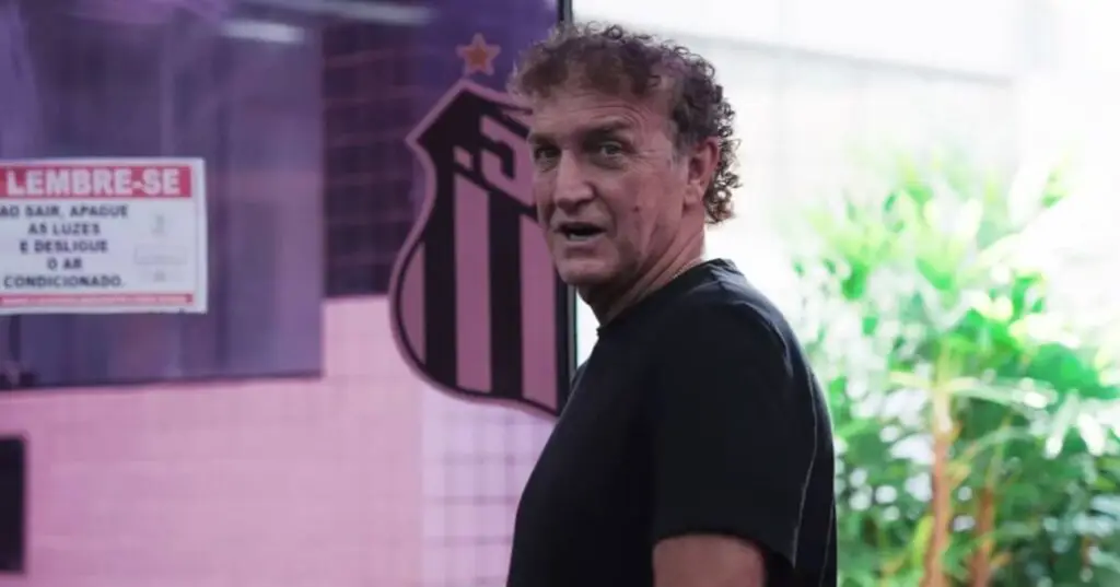 tante, especialmente na segunda etapa. “No primeiro tempo ele foi muito bem marc