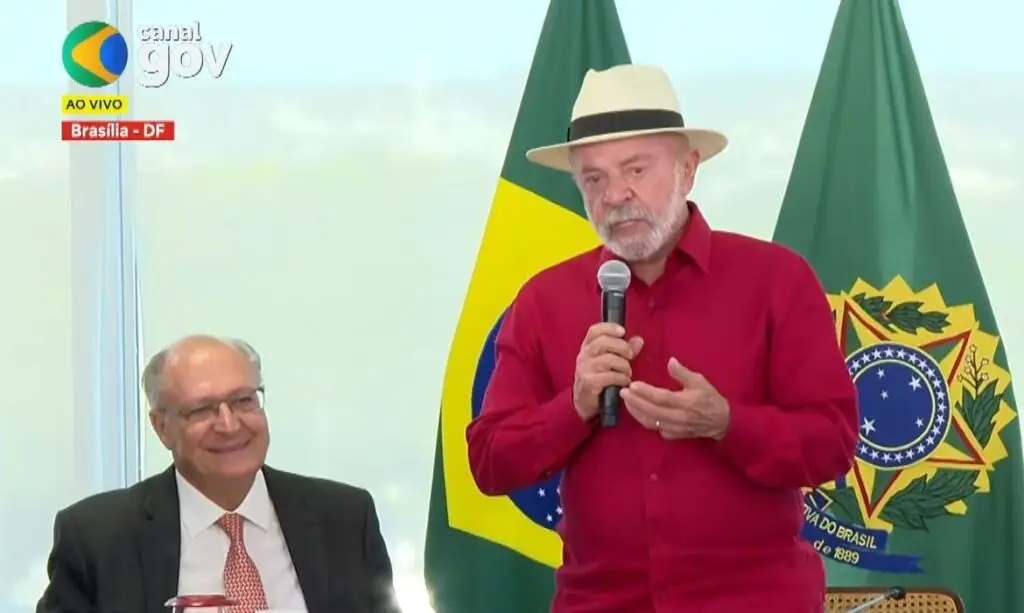 para-compra-de-caminhoes">primeira fase do programa
