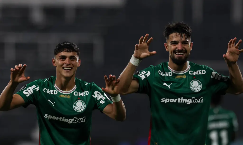 ting Cristal pelo placar de 2 a 0, na noite desta terça-feira (5) no estádio Ale