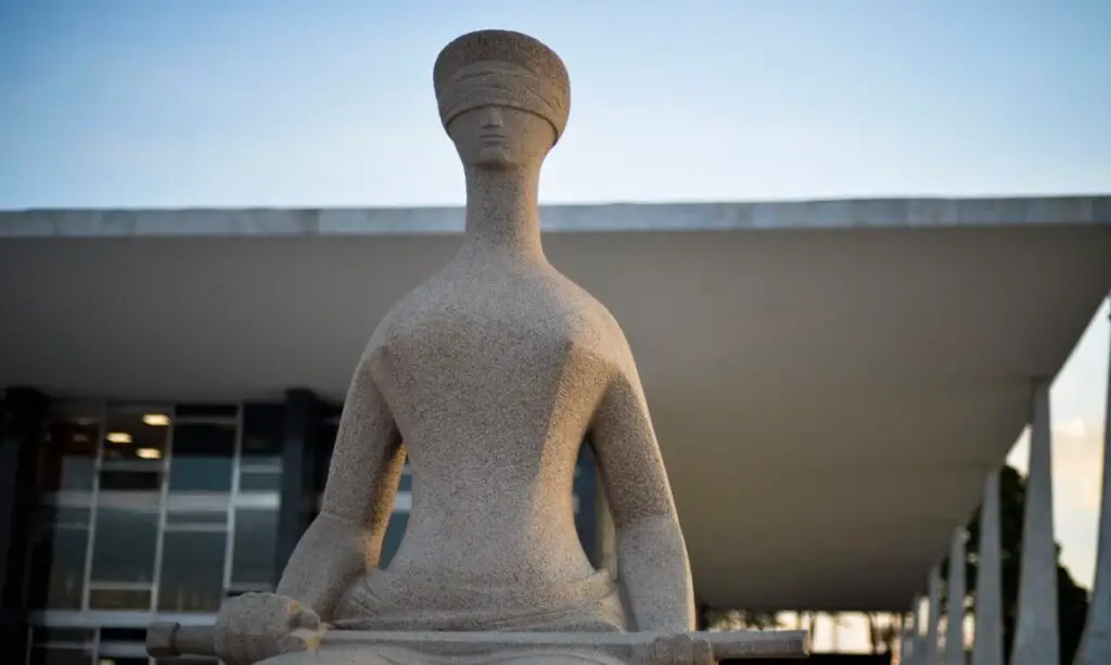 ã, Naviraí, Três Lagoas e Dourados , sob responsabilidade do Tribunal Regional F