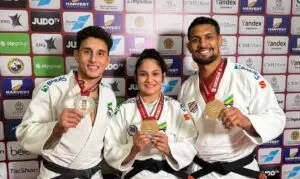 Schimidt. Depois de vencer três lutas, ele chegou a sua primeira final internaci