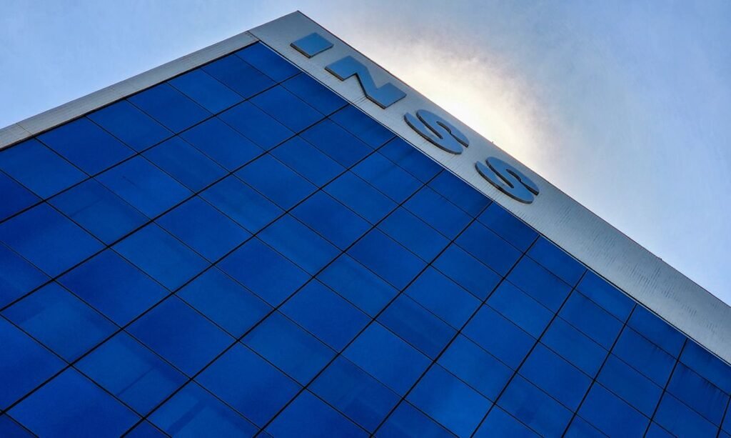 meio de decisões definitivas e provisórias assinadas até 5 de abril de 2024, dat