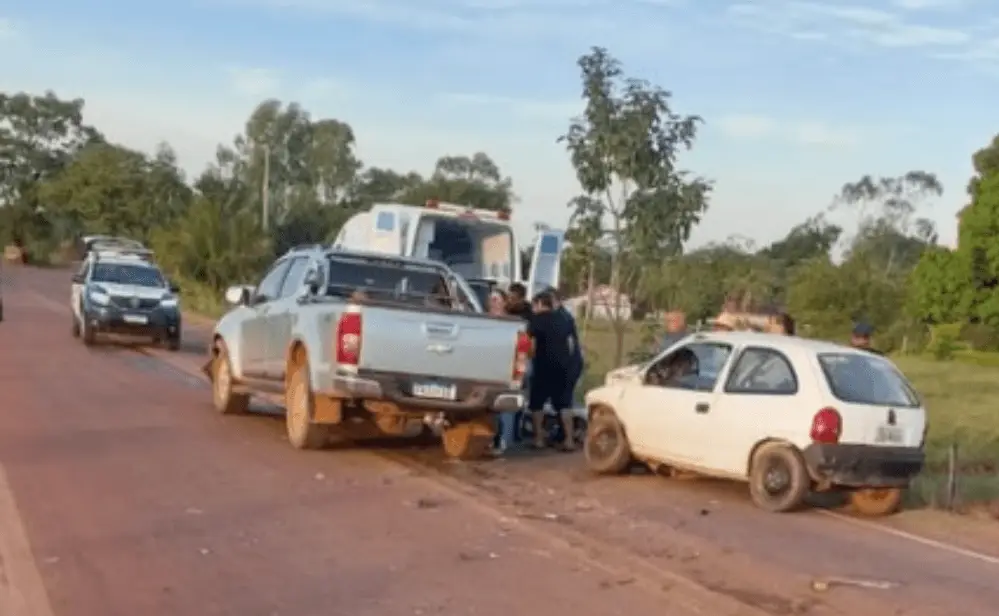 Acidente fatal na Mt-250 deixa um morto após colisão entre carro e carreta