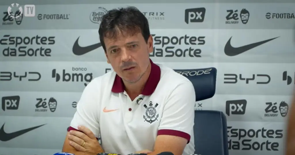 Diniz pede e Marcelo Paz briga com São Paulo para ter atacante no Corinthians em 2026