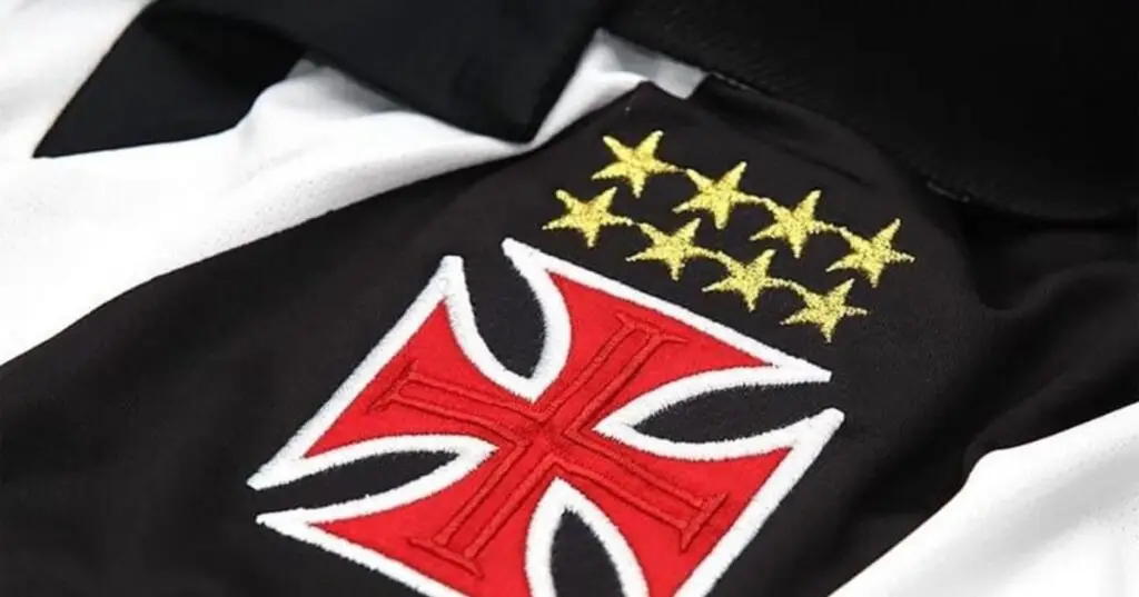que, de acordo com informações do site ‘Atenção Vascaínos’, o jogador quer deixa