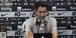Eduardo Domínguez pede e Atlético-MG vai oficializar compra de zagueiro