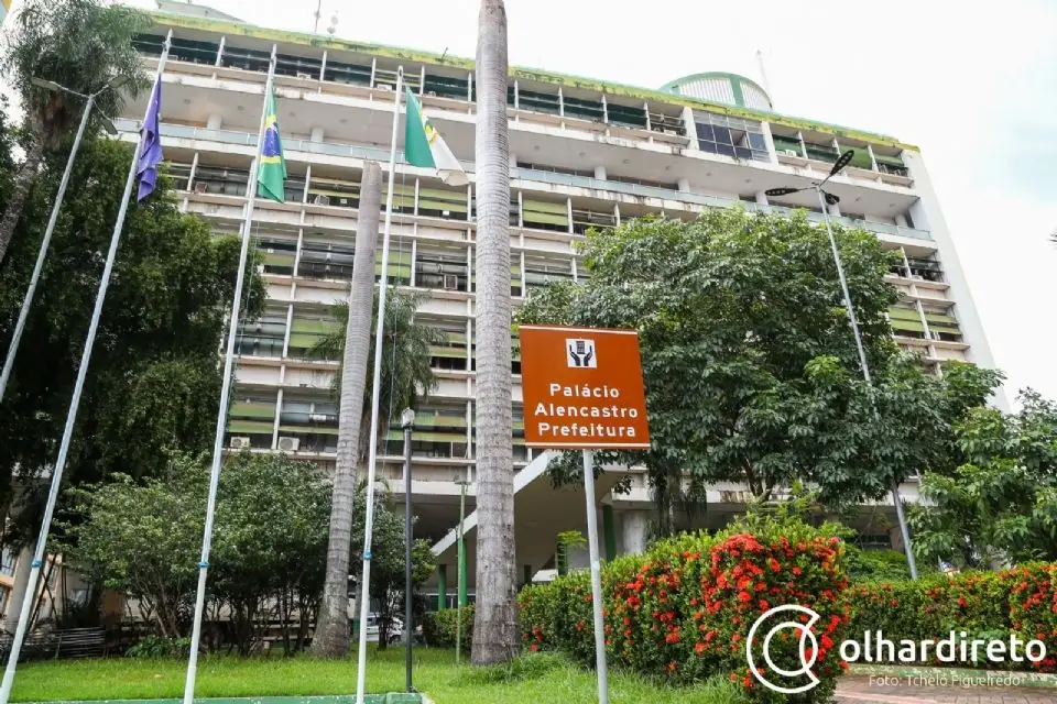 Consignados em Cuiabá voltam a ser descontados na folha de servidores municipais