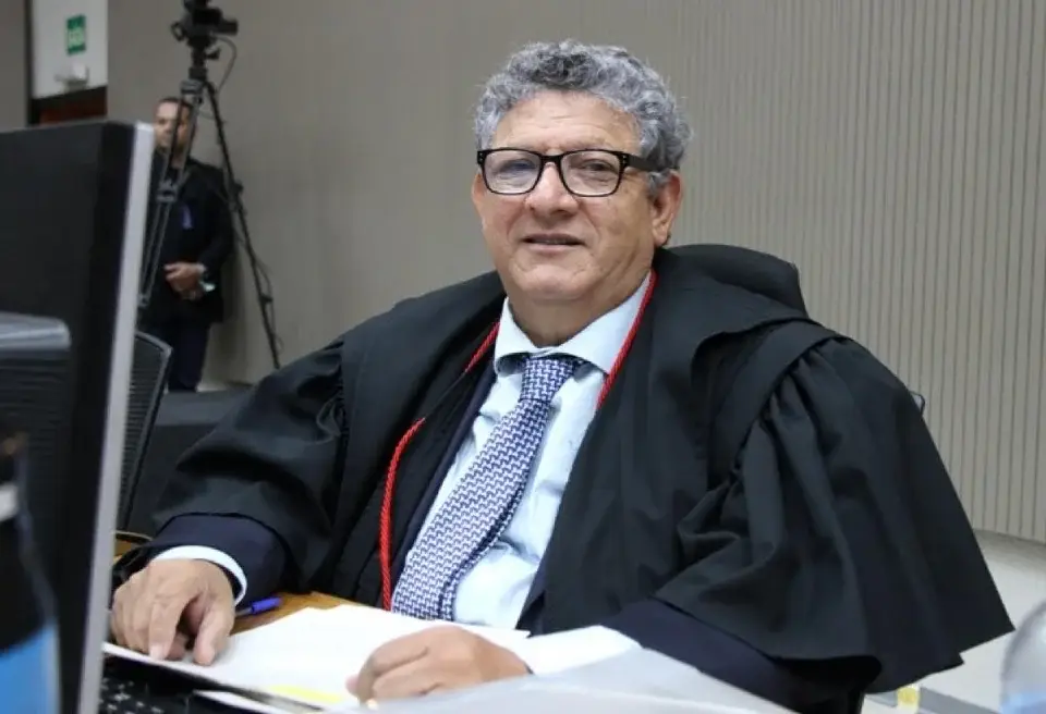 CNJ adia julgamento de desembargador acusado de irregularidades financeiras