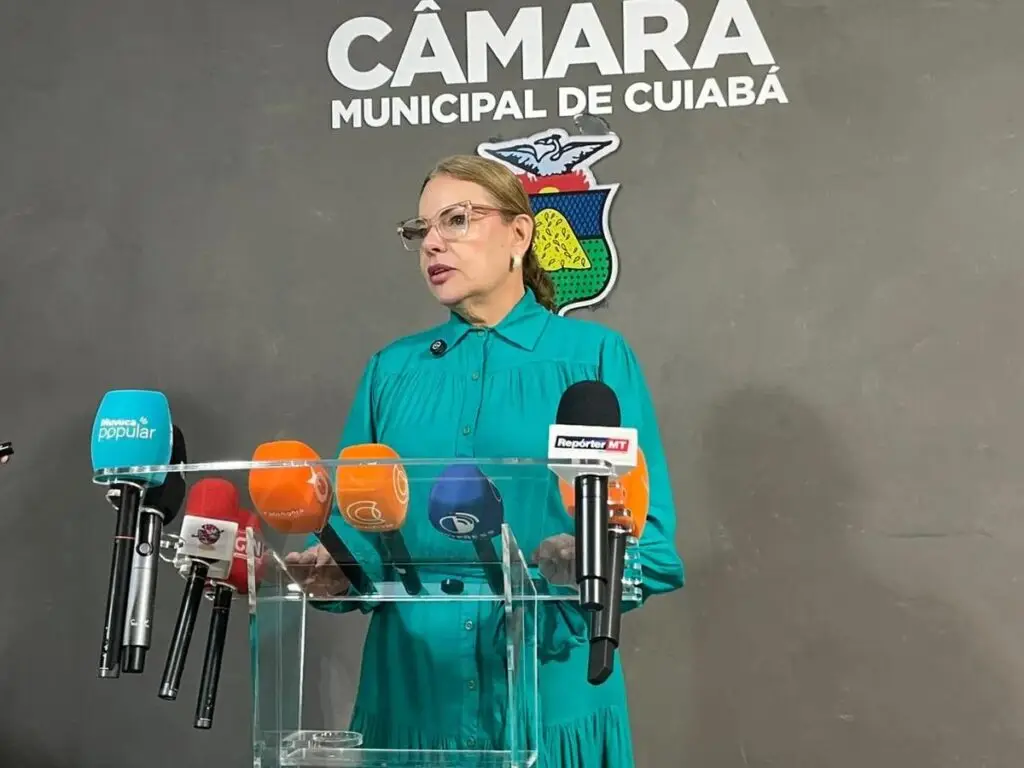 Paula Calil mantém cautela sobre reeleição na Câmara de Cuiabá enquanto busca apoio