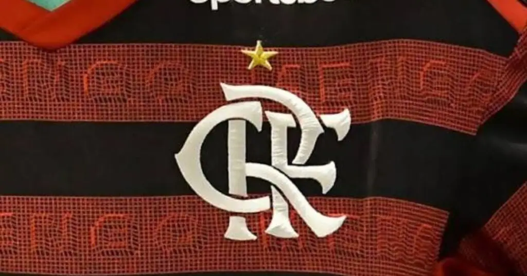 Flamengo pede R$42 milhões por negociação envolvendo volante