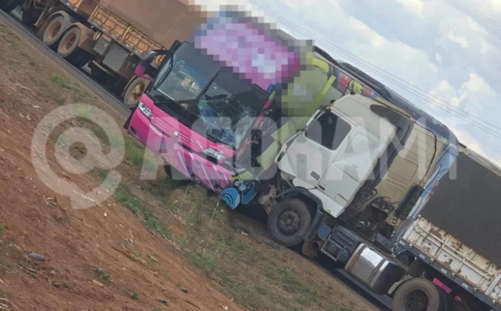Cantor Matheuzinho Sucessinho relata acidente com ônibus da equipe em Mato Grosso