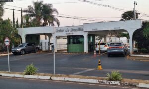 Moraes proíbe visitas e manifestos políticos de Bolsonaro em prisão domiciliar