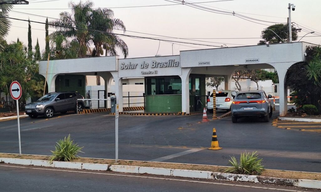Moraes nega pedido de visita de Javier Milei a Jair Bolsonaro