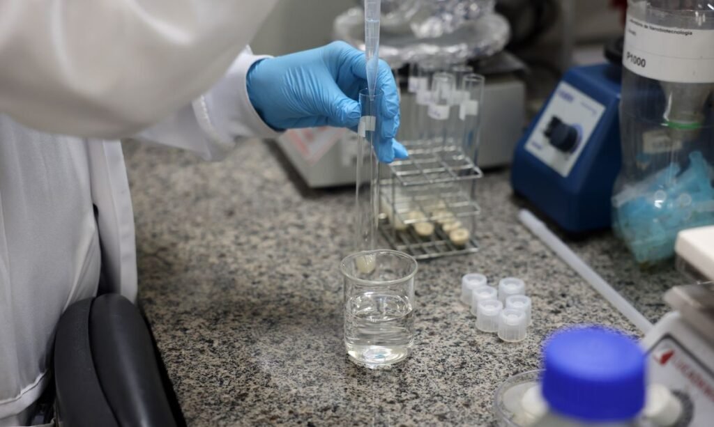 Nova lei impulsiona soberania e produção nacional de insumos para o SUS
