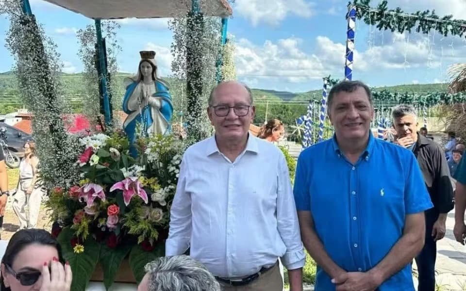 Articulação política de Chico Mendes buscou diálogo entre Michelle Bolsonaro e o STF
