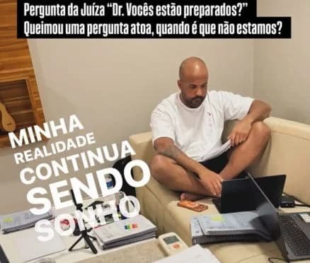 Defesa de Carlos Alberto Bezerra abandona plenário após questionamento sobre preparo