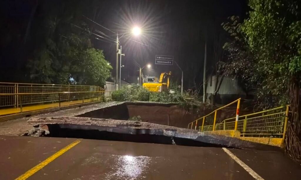 Chuvas intensas no Rio Grande do Sul deixam centenas de pessoas fora de casa