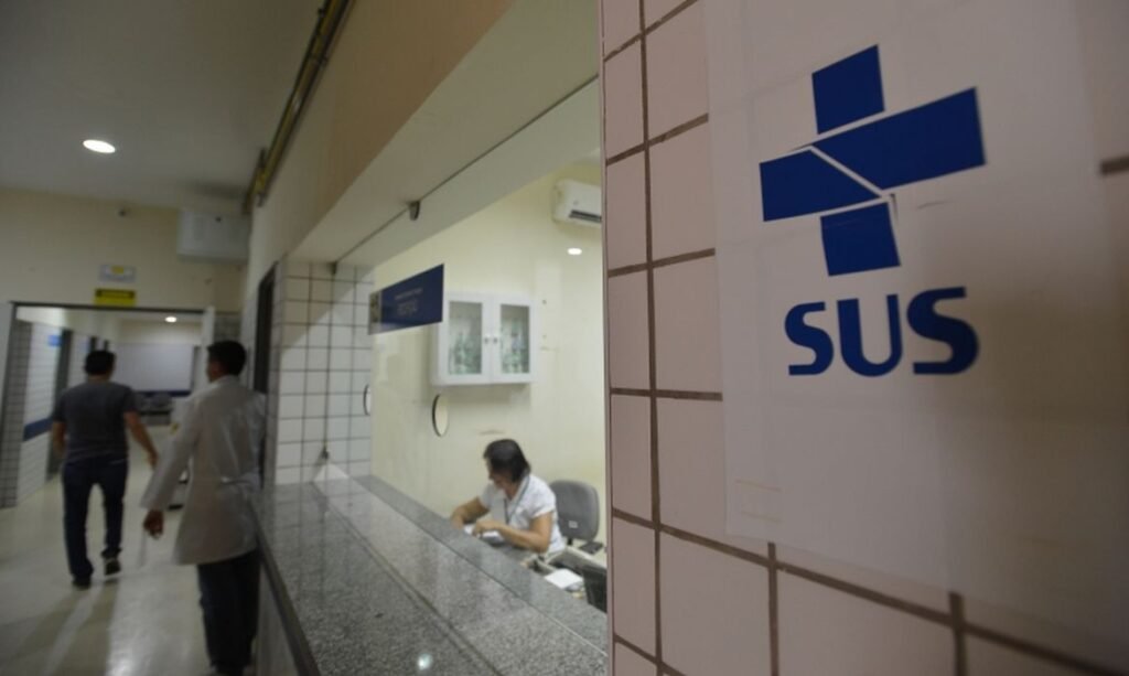 Novo comitê do Ministério da Saúde busca reduzir custos de medicamentos no SUS