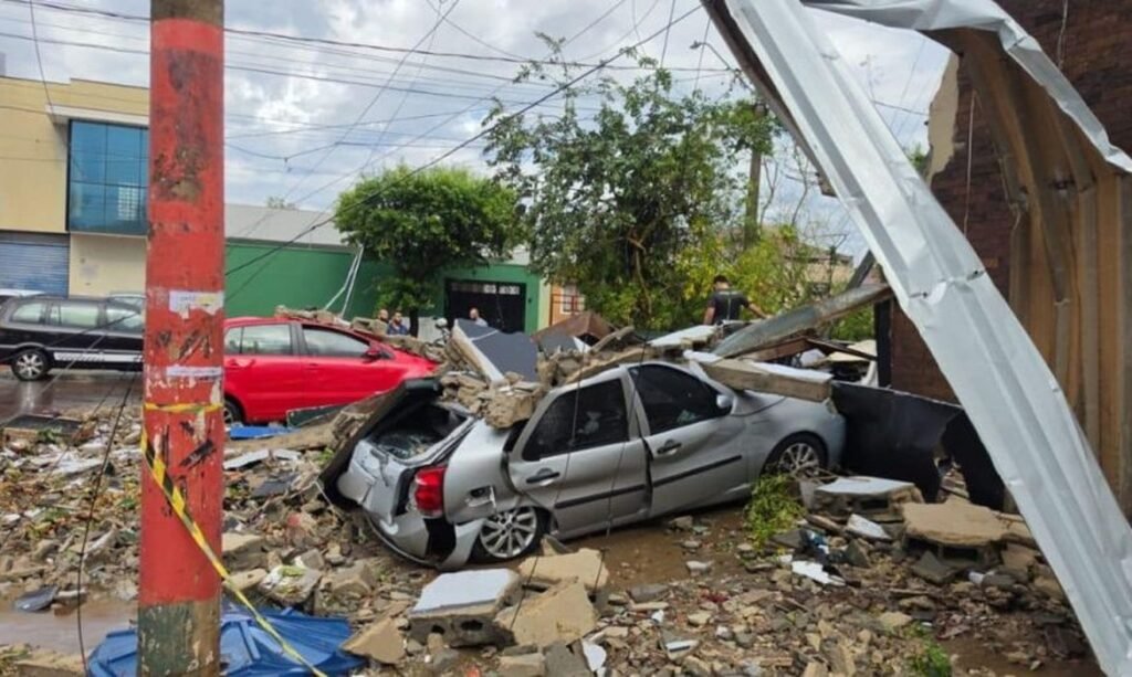 Ribeirão Preto segue em recuperação após temporal devastador deixar milhares sem luz
