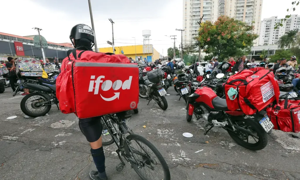Anvisa autoriza venda de medicamentos em plataformas de delivery e e-commerce