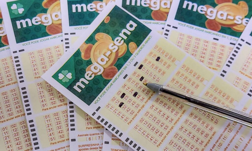 Aposta coletiva com 100 cotas em Fortaleza fatura R$ 164 milhões na Mega-sena