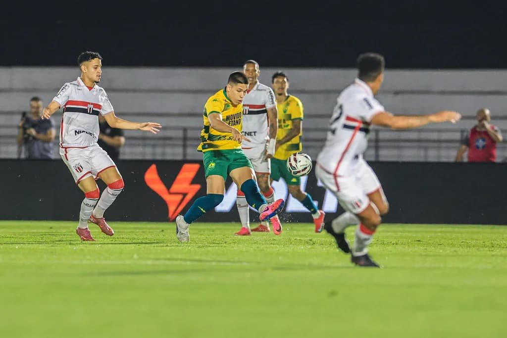 Cuiabá supera Botafogo-sp fora de casa e se aproxima do G6 na Série B