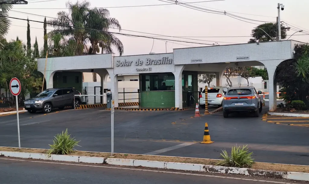 Defesa de Bolsonaro solicita ao STF autorização para visitas dos filhos no Dia dos Pais